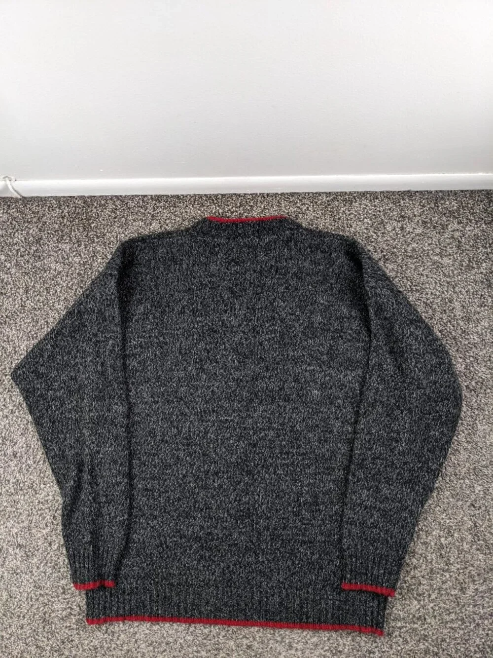 Vintage Woolrich Sweater Wool Handframed Hong Kong Crewneck Pullover Mens XL